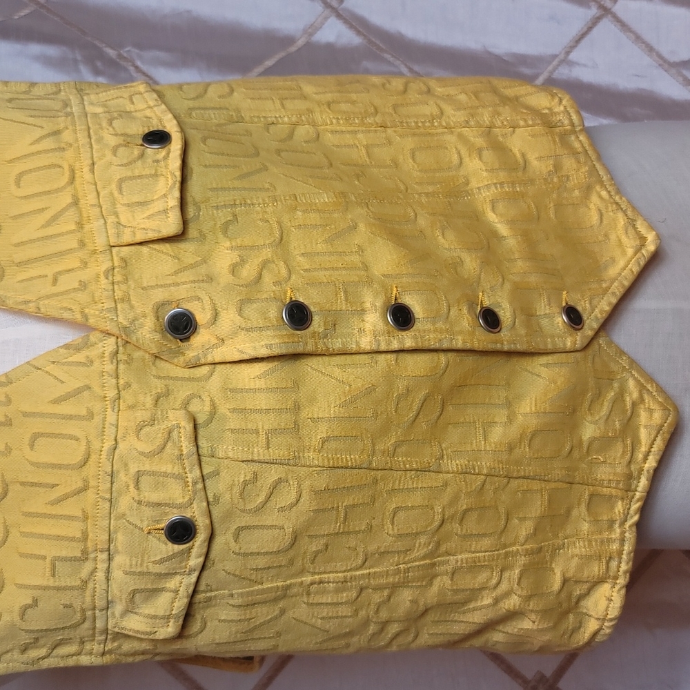 Men's Moschino jeans logo vest in mustard yellow/gold size 38 - Picture 2 of 10